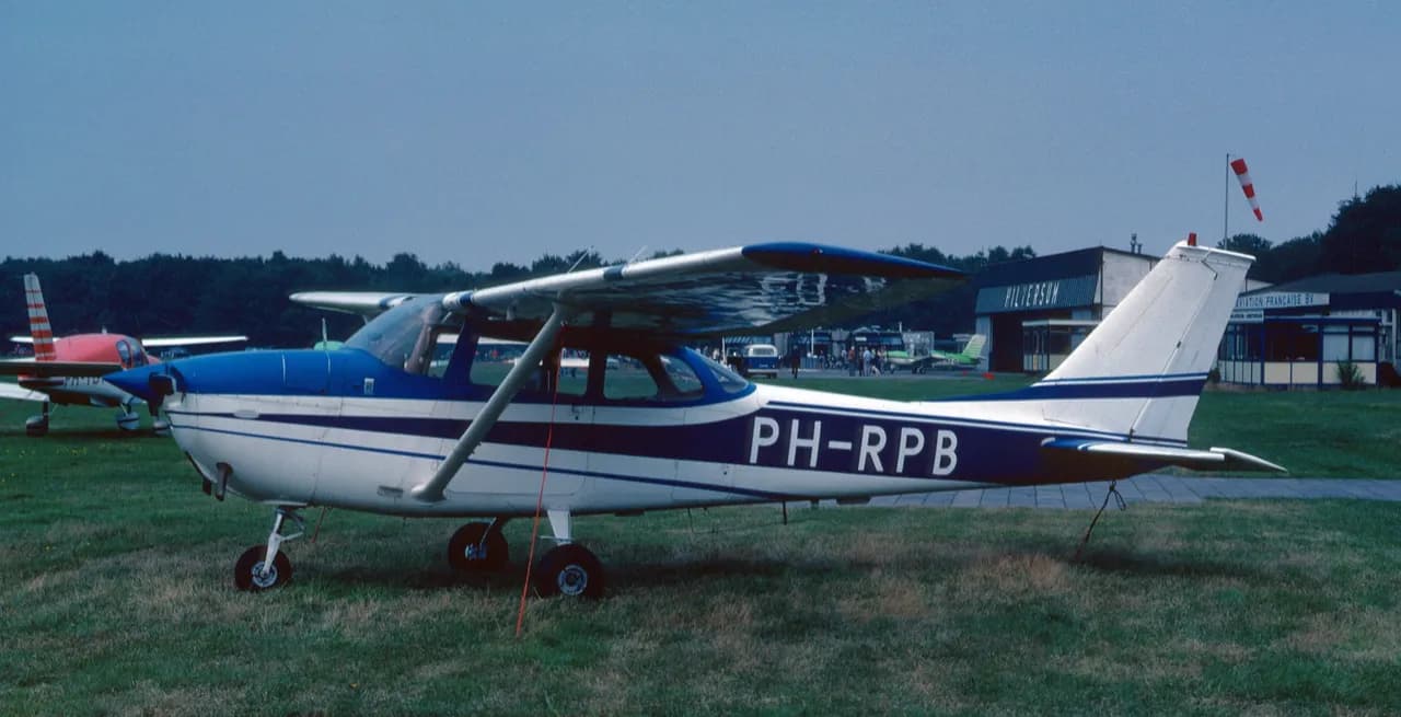 Cessna 172H PH-RPB in private ownership, colour photograph